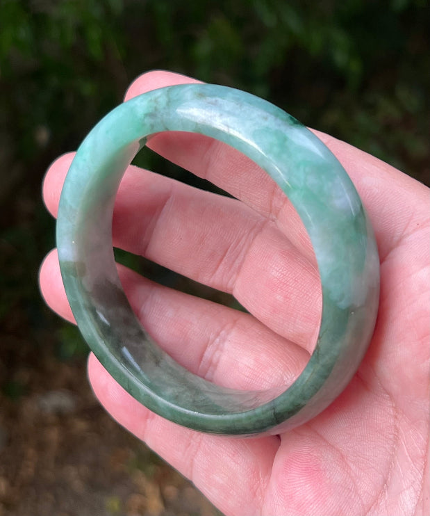 Translucent fine crystalline texture of Grade A natural Myanmar jadeite