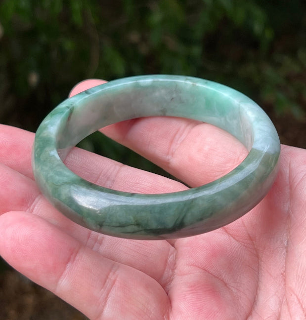 Translucent fine crystalline texture of Grade A natural Myanmar jadeite