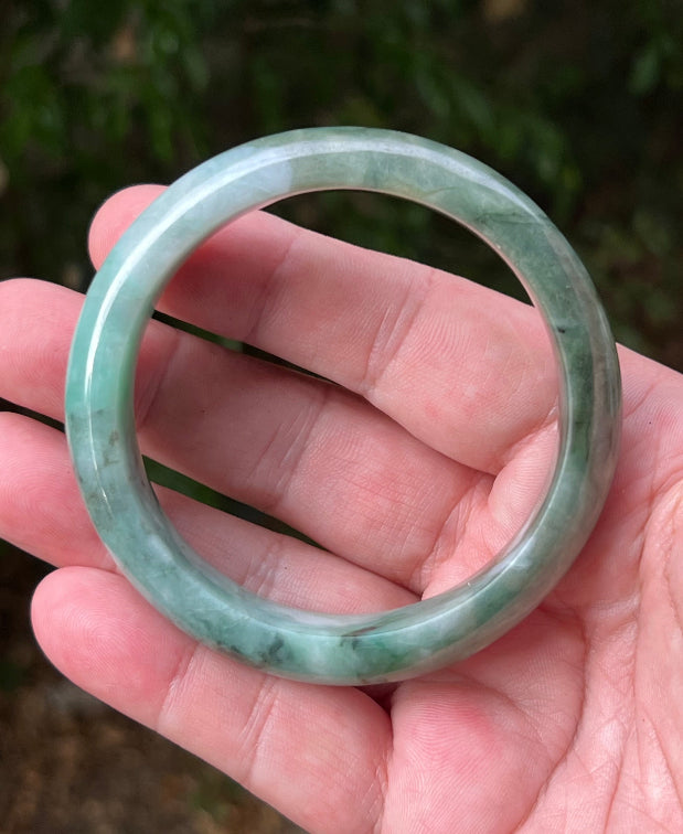 Translucent fine crystalline texture of Grade A natural Myanmar jadeite
