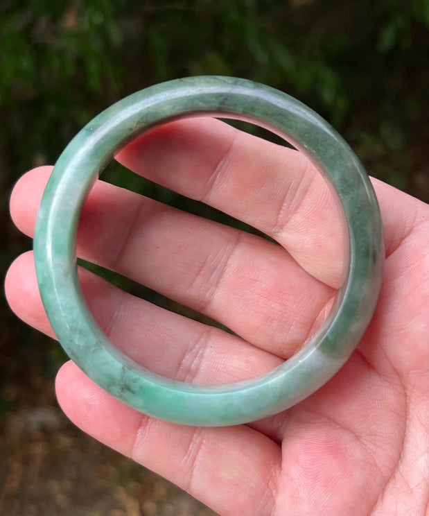 Translucent fine crystalline texture of Grade A natural Myanmar jadeite