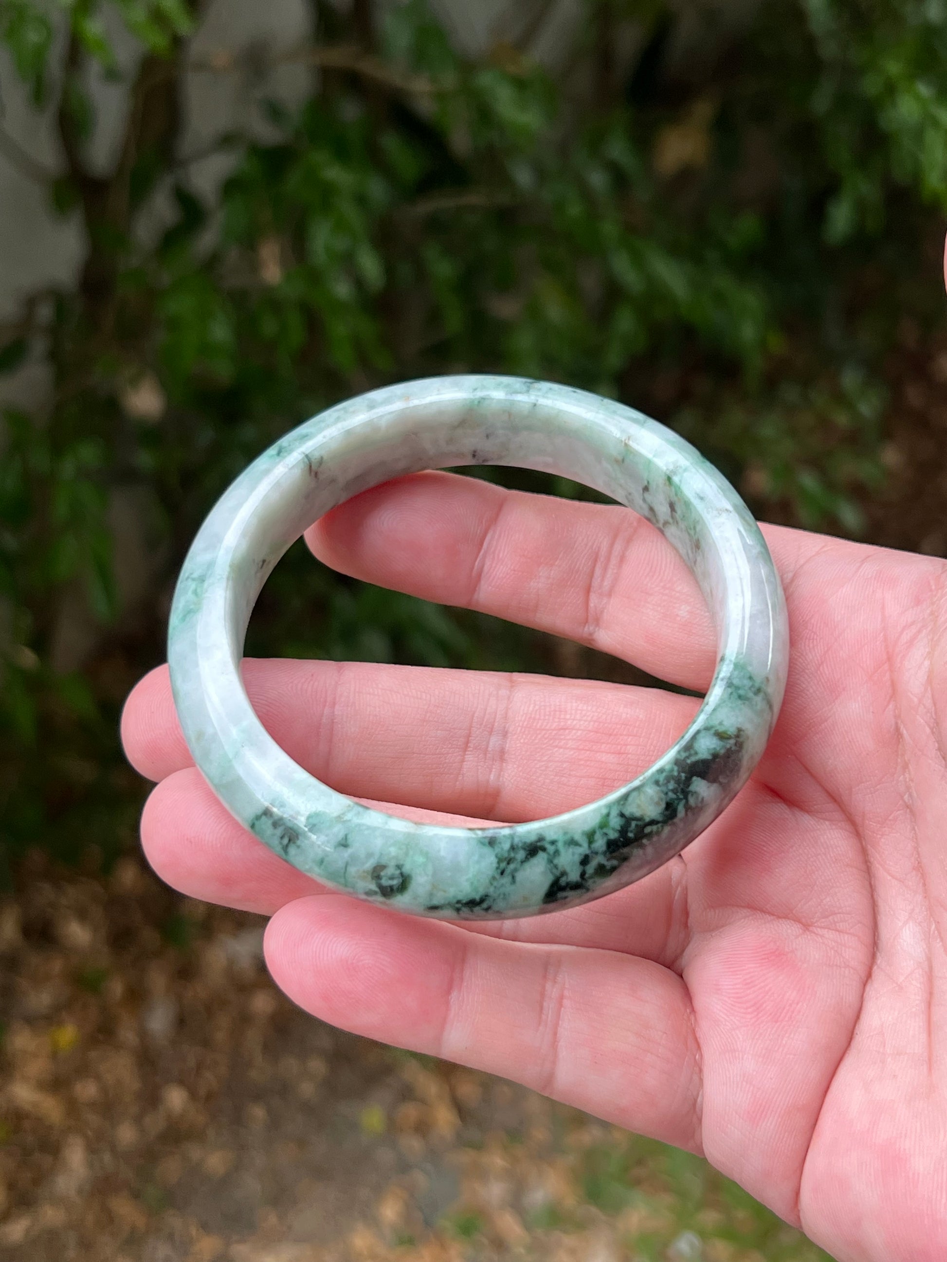 Translucent fine crystalline texture of Grade A natural Myanmar jadeite