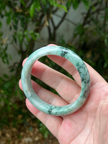 Translucent fine crystalline texture of Grade A natural Myanmar jadeite