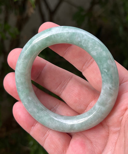Translucent fine crystalline texture of Grade A natural Myanmar jadeite