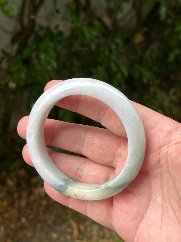 Translucent fine crystalline texture of Grade A natural Myanmar jadeite