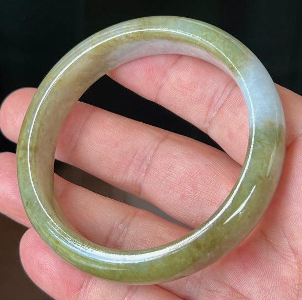 Semi-translucent glassy luster of certified Grade A Myanmar jadeite