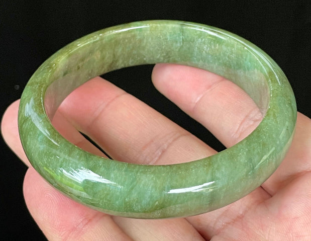 Slightly translucent bright glassy luster of certified Grade A Myanmar jadeite jewelry