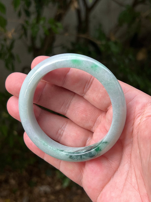 Translucent fine crystalline texture of Grade A natural Myanmar jadeite