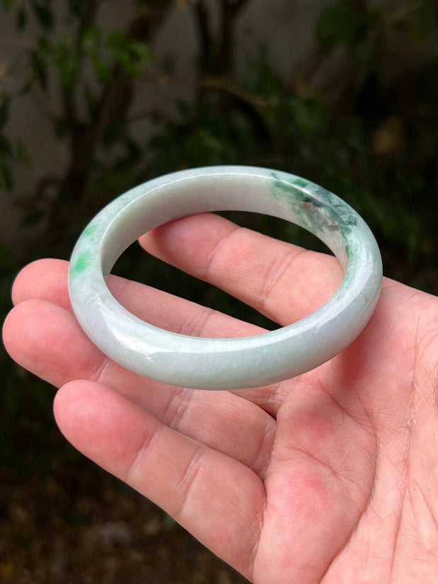Translucent fine crystalline texture of Grade A natural Myanmar jadeite