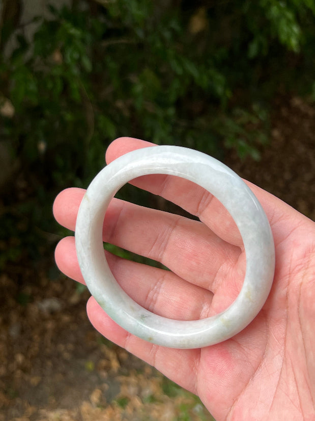 Translucent fine crystalline texture of Grade A natural Myanmar jadeite
