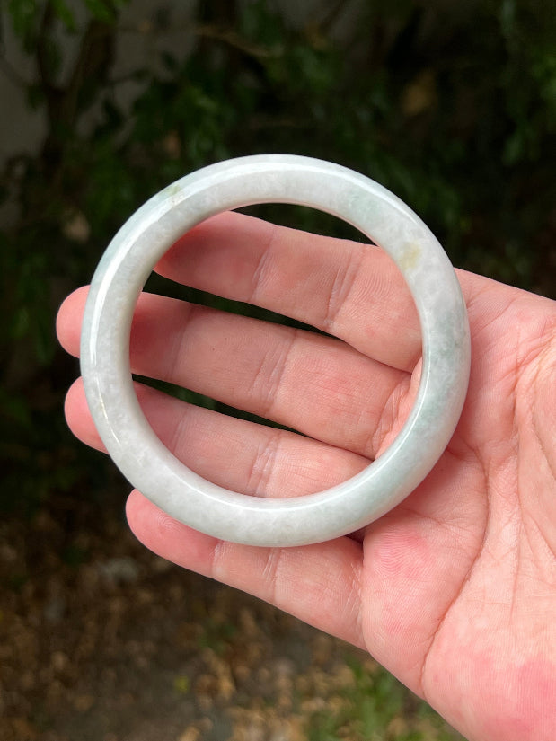 Translucent fine crystalline texture of Grade A natural Myanmar jadeite