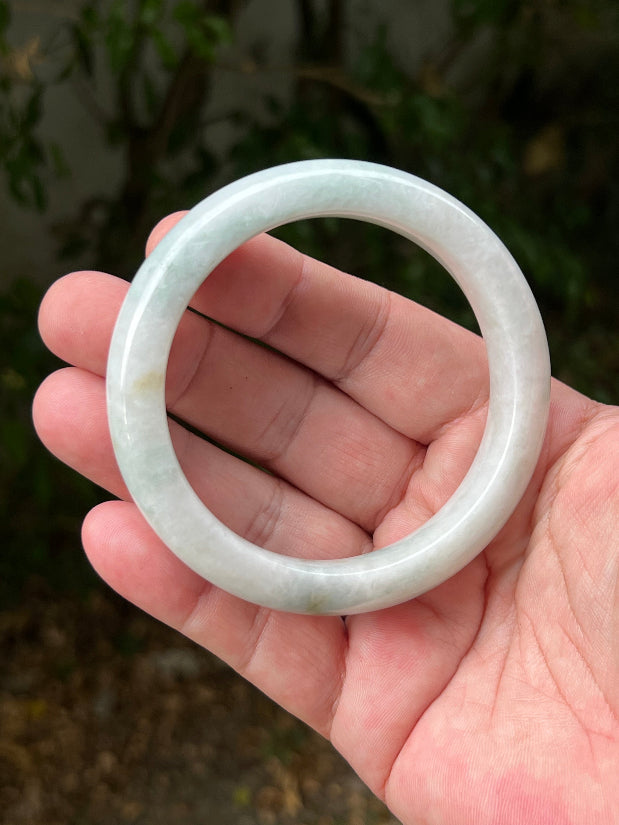 Translucent fine crystalline texture of Grade A natural Myanmar jadeite