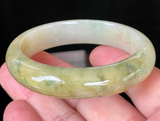 Slightly translucent bright glassy luster of certified Grade A Myanmar jadeite jewelry