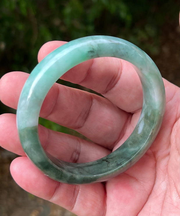 Flat inner profile of 58.4mm icy bluish green Burmese jade bangle JB1320