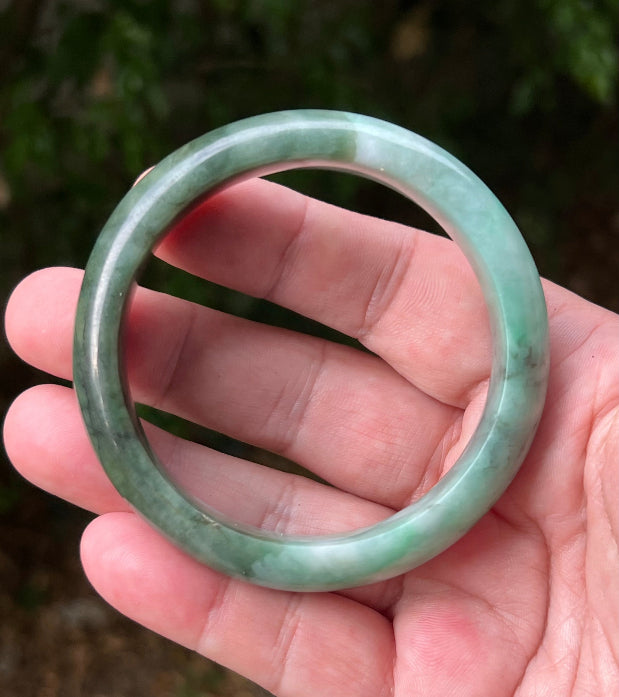 Flat inner profile of 58.4mm icy bluish green Burmese jade bangle JB1320