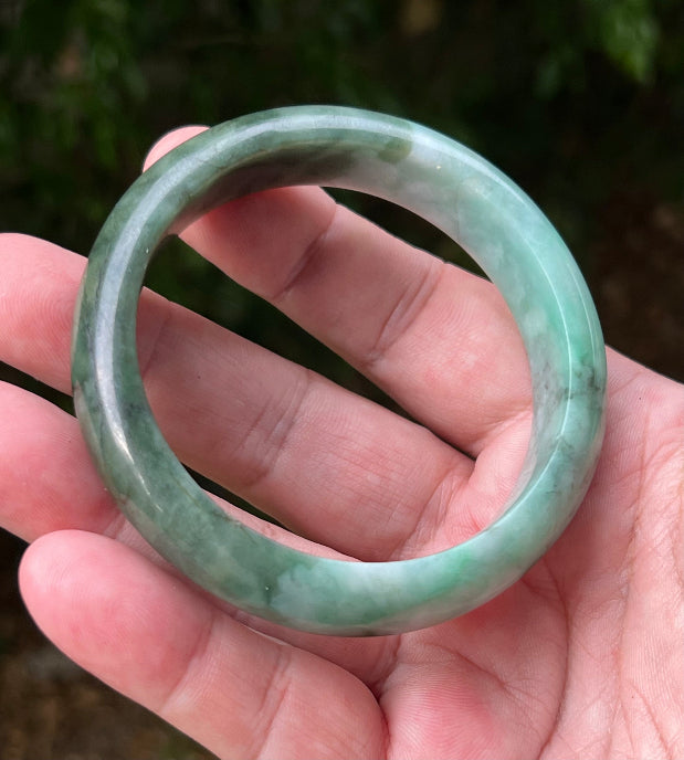 Flat inner profile of 58.4mm icy bluish green Burmese jade bangle JB1320