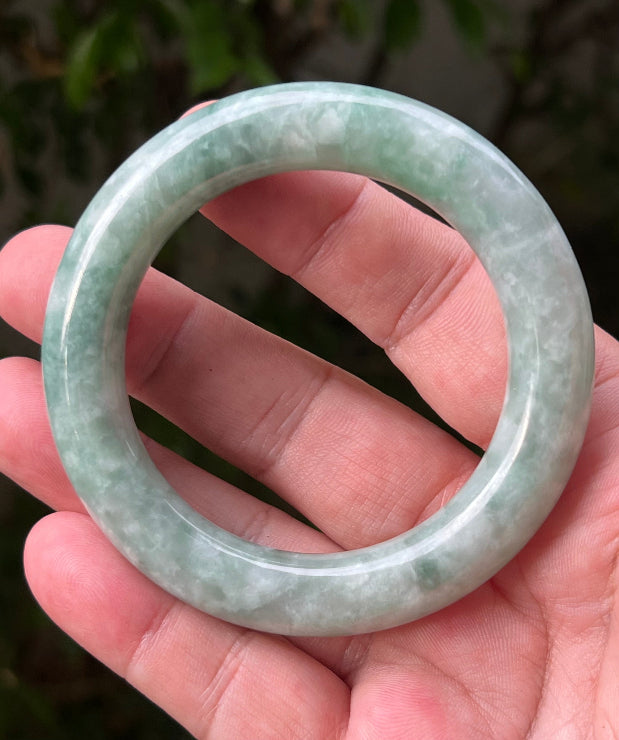 Flat inner profile of 62.1mm icy green Burmese jade bangle JB1302