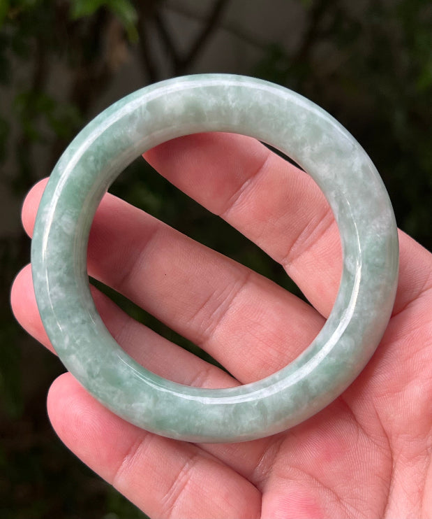 Flat inner profile of 62.1mm icy green Burmese jade bangle JB1302