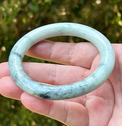 Translucent fine crystalline texture of Grade A natural Myanmar jadeite