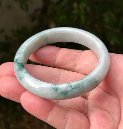 Regular round profile of 58.5mm icy green Burmese jade bangle JB1293