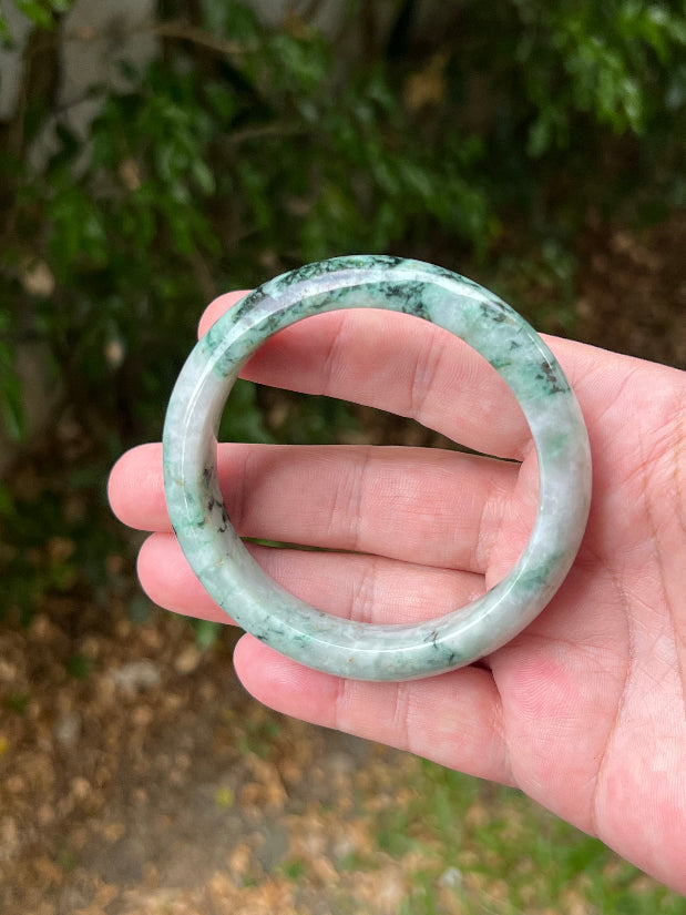 Flat inner profile of 62.1mm icy green Burmese jade bangle JB1302