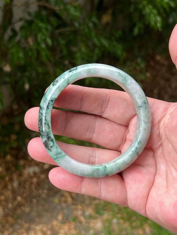 Flat inner profile of 62.1mm icy green Burmese jade bangle JB1302