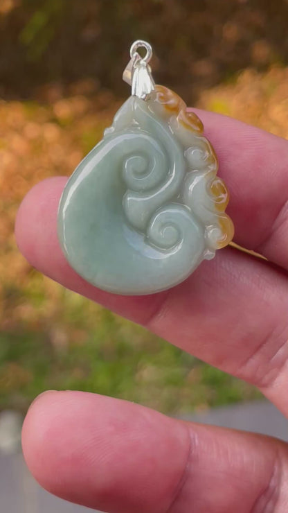 Natural Burmese Jadeite Jade Pendant – Imperial Green – Hand-Carved Ruyi Cloud Motif – JP088