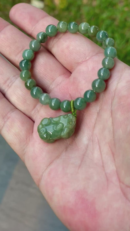 Natural Burmese Jadeite Jade Beaded Bracelet – Deep Apple Green – Hand-Carved Pixiu Pendant – 7mm – JBB178