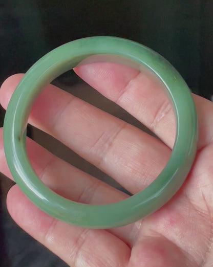 Natural Certified Burmese Jadeite Jade Bangle – Icy Emerald Apple Green – 57mm – JB904