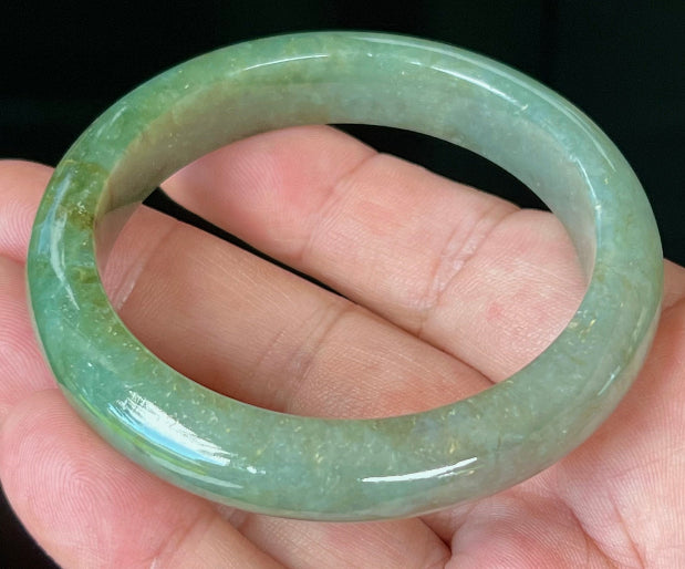 Translucent fine crystalline texture of Grade A natural Myanmar jadeite