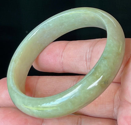 Translucent fine crystalline texture of Grade A natural Myanmar jadeite