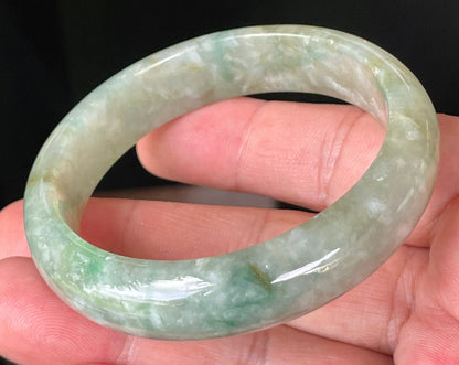 Flat inner and round outer edges (Peace profile) of 55.4mm icy apple and imperial green Burmese jade bangle JB230