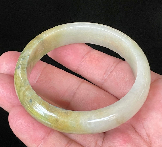 Flat inner and round outer edges of 58.3mm icy yellow, green, and white Burmese jade bangle JB053