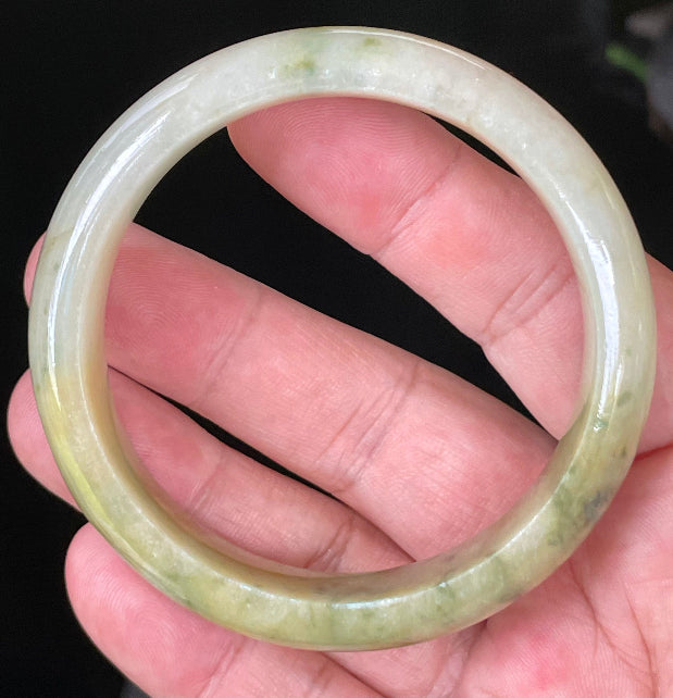 Flat inner and round outer edges of 58.3mm icy yellow, green, and white Burmese jade bangle JB053