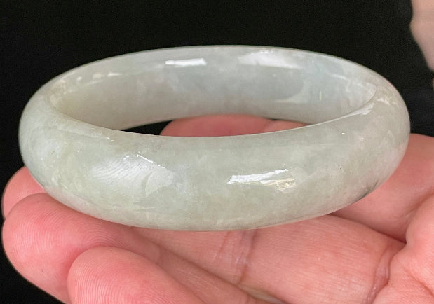 Flat inner and round outer edges of 58.7mm very icy apple green Burmese jade bangle JB200