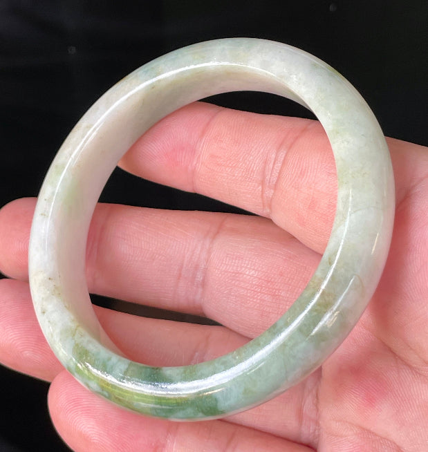 Flat inner and round outer edges of 56.8mm icy white, lavender, and green Burmese jade bangle JB215