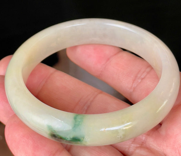 Flat inner and round outer edges of 56.1mm icy yellow and white Burmese jade bangle JB109